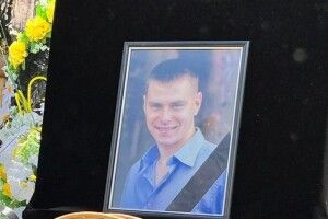 Загинув за кілька днів до свого 31-ліття: на Волині попрощалися з Героєм, який поліг на Донеччині (Фото)