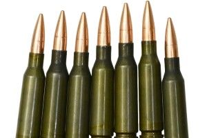 На Волині у чоловіка вдома знайшли багато патронів