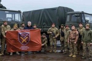 Порошенко: забезпечили кожен батальйон ДШВ, переходимо до наступного етапу 