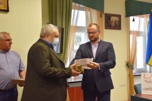 Чотири сім'ї лучан отримали житло в новобудові (Фото)