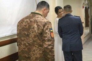 У День закоханих на Волині побралося 50 пар, серед них і військові (Відео)
