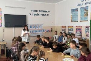 Новий простір для важливих знань: у ліцеї на Волині відкрили клас безпеки