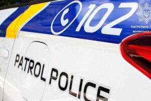 Житель Луцька ховав наркотики від патрульних в… роті