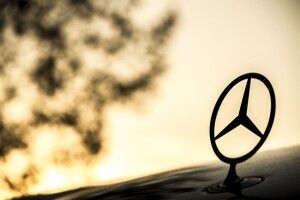 На Волині продають службовий «мерседес» міського голови (Фото)