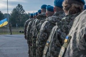 Чотирьом військовослужбовцям з Луцька виплатять 20 тисяч гривень