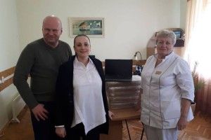 Фонд «СТОПРАК» подарував Волинському онкодиспансеру ноутбуки