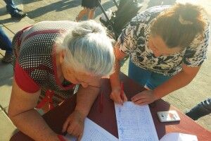 Мешканці Вишкова вимагають проведення до мікрорайону центральної каналізації