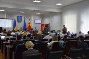 Луцькі депутати просять державну владу здешевити електрику