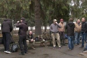 Військкомати на Волині в цілодобовому режимі. У Луцьку готуйтеся до черг (Відео)