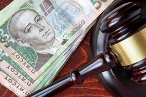 Повернув борг через 15 років: у Луцьку з батька примусово стягнули пів мільйона гривень аліментів 