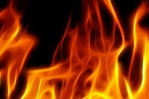 У селі на Рівненщині неподалік церкви підпалили хату