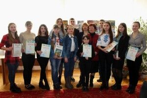 Учениця Любешова зайняла друге місце в конкурсі юних поетів-початківців