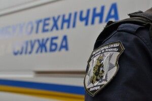 На Рівненщині вночі «мінували» торгові центри