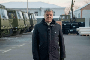 Стало відомо, що Порошенко везе бригаді, яка втопила крейсер «Москва» (Відео)