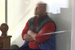 У Луцьку судили чоловіка, який підпалив бруківку біля міськради