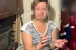 Жінка зарізала свого чоловіка через його проросійські погляди
