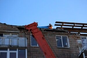 Ремонт будинку в Луцьку, в який потрапив ворожий безпілотник, завершать до кінця року (Фото)