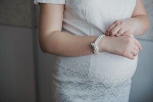 31-річна вагітна українка зникла безвісти дорогою з пологового будинку (Фото)