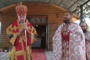 Волинські ченці гайнули на празник до львівських і подарували їм ікону святителя Миколая Чудотворця