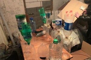 У Луцьку горілку «FINLANDIA» «виготовляли» просто у квартирі (фото)
