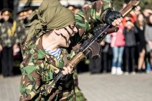 Сьогодні – Міжнародний день волонтера, а завтра – Збройних сил України