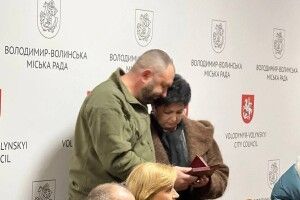 У Володимирі вдові В’ячеслава Черкова вручили його посмертні нагороди