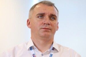 Депутати не захотіли виступати українською, мер вирішив перекладати (Відео)