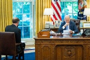 Байден і ключові союзники сьогодні проведуть переговори щодо України