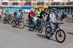 У Володимирі-Волинському 218 велосипедистів одночасно проїхались вулицями міста