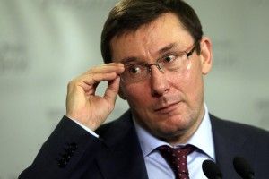 Генпрокурор Луценко відзвітував про 1700 покараних торік корупціонерів