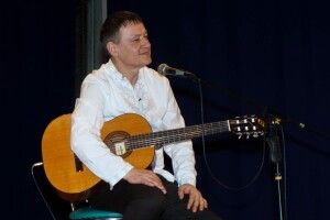 «Реабілітація» добрими чоловічими піснями у Луцьку