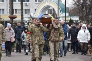 У Луцьку попрощалися з полеглим воїном