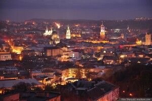 Уперше за час війни: У Львові пролунали вибухи