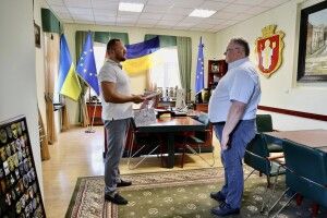 Мер Луцька зустрівся з керівником музею, який отримав європейську нагороду