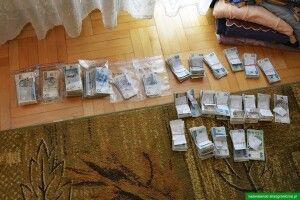 Польські та українські прикордонники викрили виробників контрабандних сигарет (Фото)
