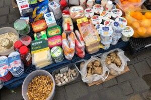 У Володимирі «прикривають» продавців польської продукції у невстановлених місцях
