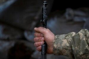 Сотні родичів окупантів дзвонять на гарячу лінію «Вернись живим из Украины»