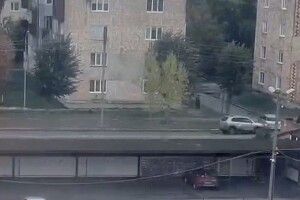 На Волині під час погоні авто ТЦК зіткнулося з цивільною машиною: водія затримали (Відео)