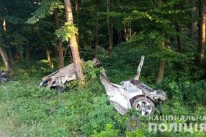 Водій загинув, пасажир – в реанімації: на Волині друга за день смертельна аварія (Фото)