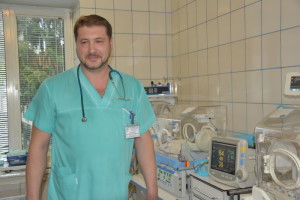 У такому інкубаторі  навіть 500-грамові крихітки знаходять порятунок