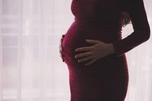 Син в окупації, дім зруйнований: історія українки, яку розлучили з родиною на останньому місяці вагітності