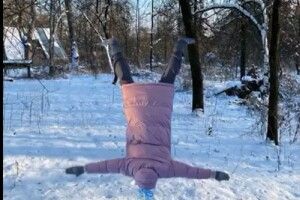 Маша Єфросініна в шубі покепкувала з голого Дмитра Монатіка на Мальдівах