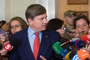 Герасимов: вимагаємо терміново зібрати Раду, щоб збільшити субсидії