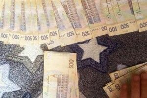 У Рівному посадовця спіймали на хабарі