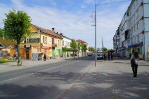 У Володимирі близько 50 підприємців відмовляються демонтувати заборонену рекламу