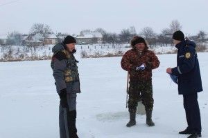 Нововолинських «пінгвінів» застерегли від зловживання міцненьким