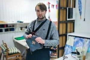 Кравець з Волині професійно допомагає нашим військовим (Відео)