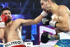 У бою Постола з Раміресом за два титули чемпіона світу судді віддали сумнівну перемогу американцю (Відео)