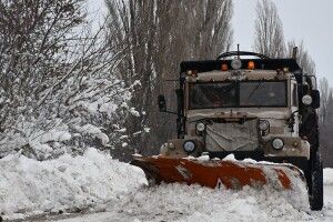 На деяких дорогах Волині Укравтодор продовжив обмеження щодо руху транспорту