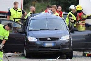 Українська сім'я потрапила у страшну ДТП в Австрії, загинув 6-річний хлопчик (Фото)